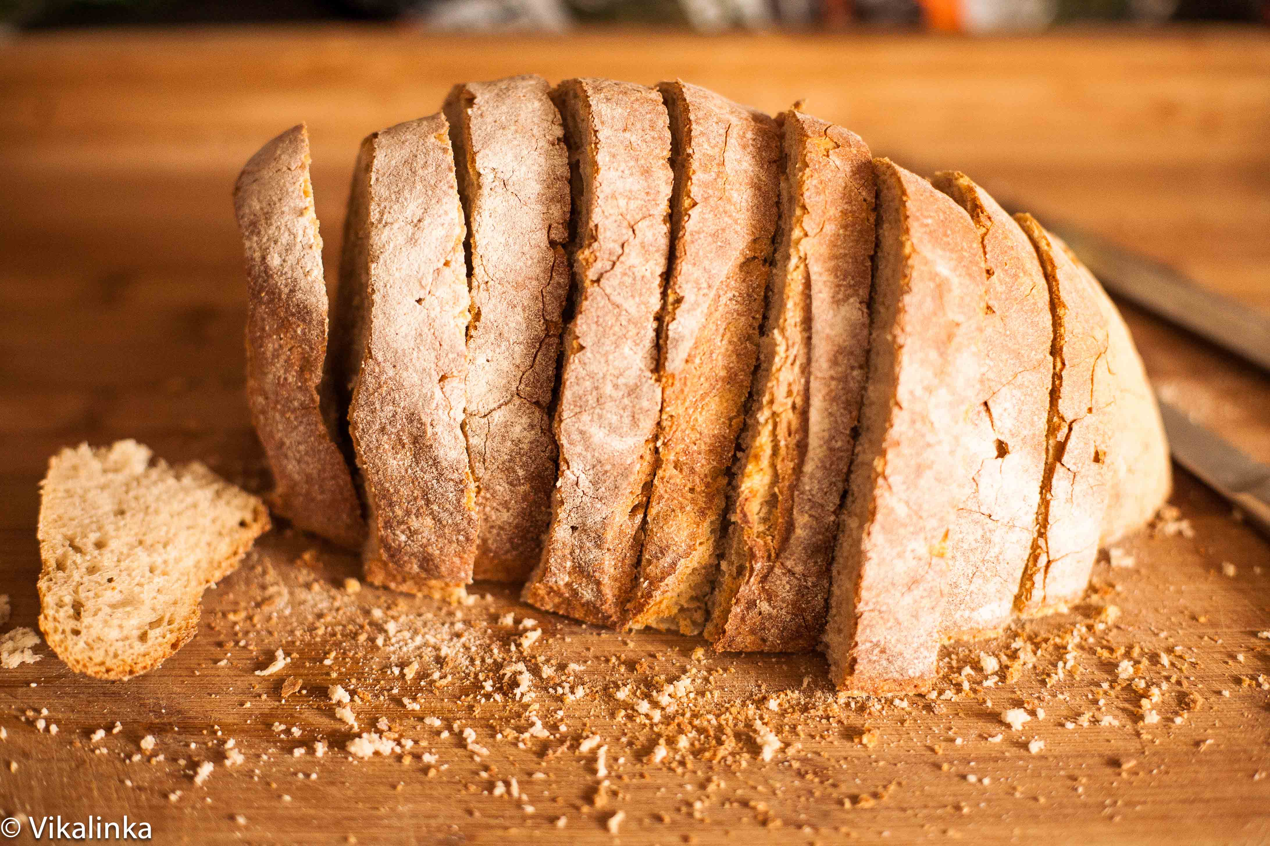 sliced bread on cutting board