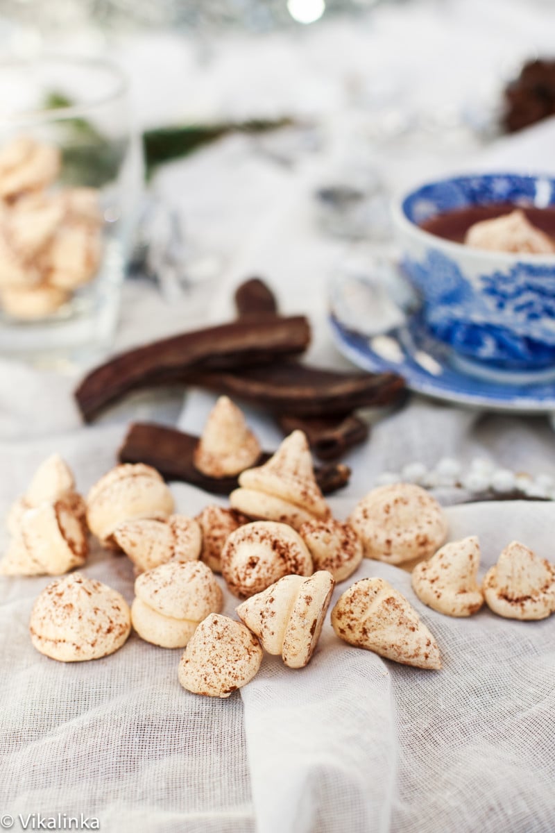 Italian Hot Chocolate with Floating Meringue Kiss