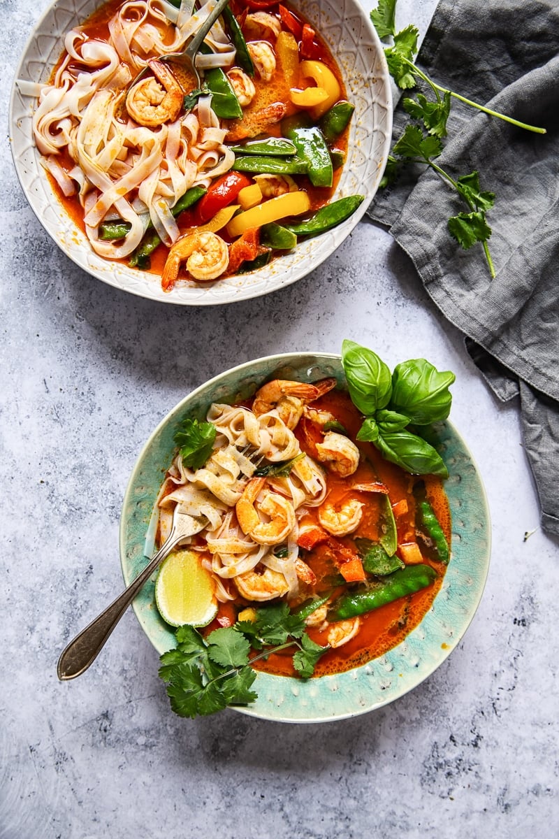 Thai Red Curry with Prawns and Snow Peas #ThaiCurry #ThaiRedCurry #ThaiShrimpCurry
