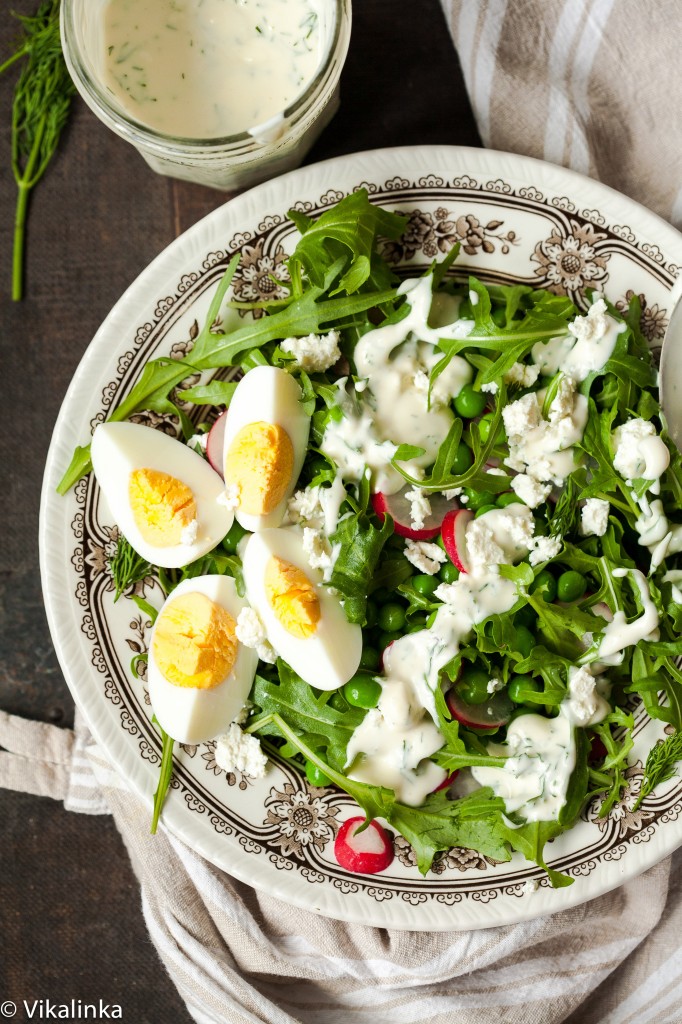 spring-pea-and-arugula-salad-with-creamy-dill-dressing-vikalinka