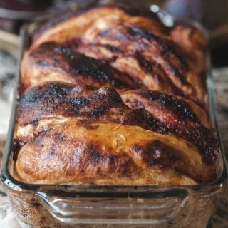 End view of a loaf in the baking dish