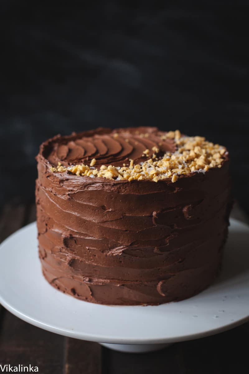 Honeycomb Crunch Chocolate Cake Vikalinka