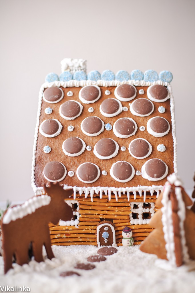 Gingerbread log cabin-tips and tricks for making it at home! 