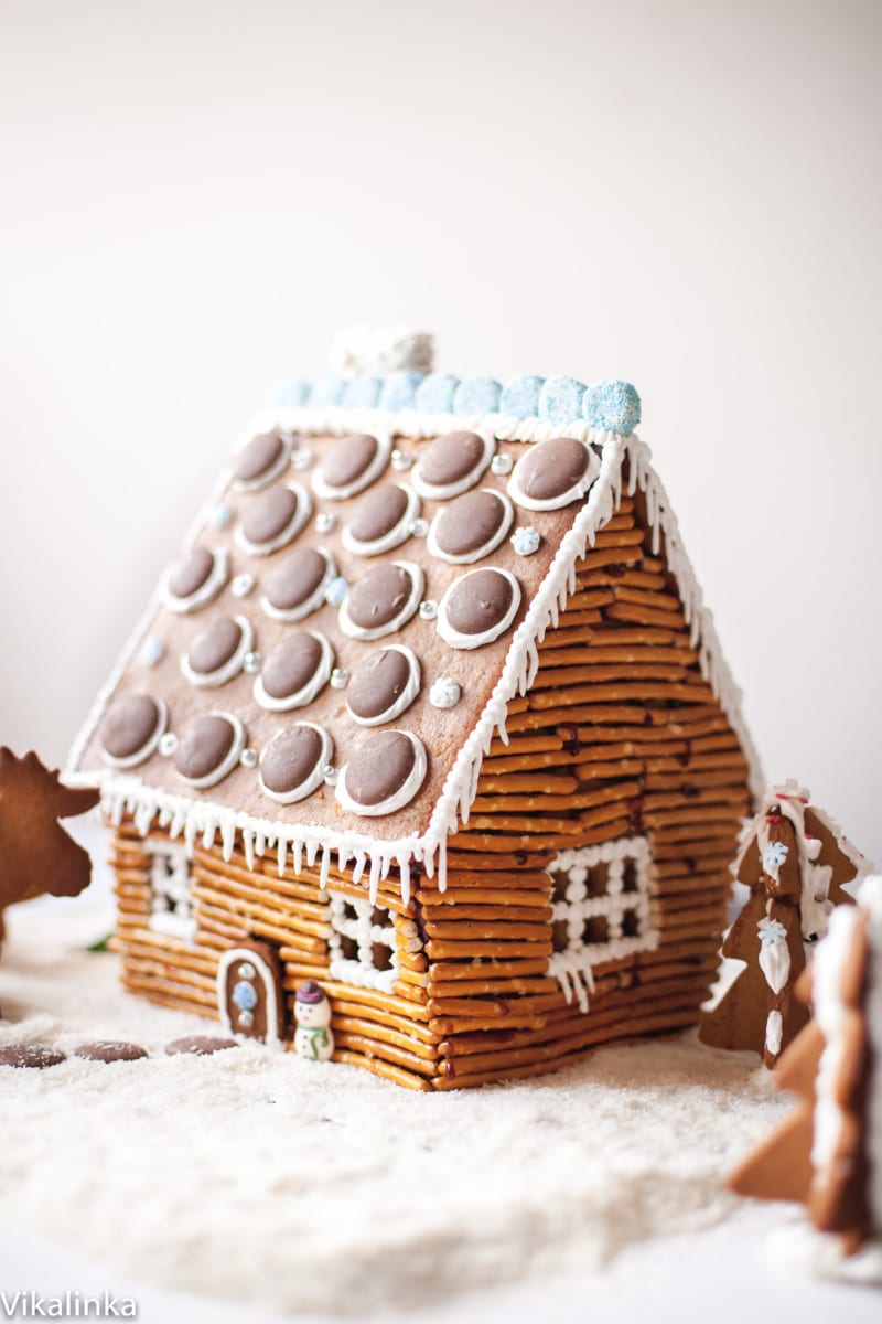 Gingerbread House Tips - 15 Tricks for Making Gingerbread Houses