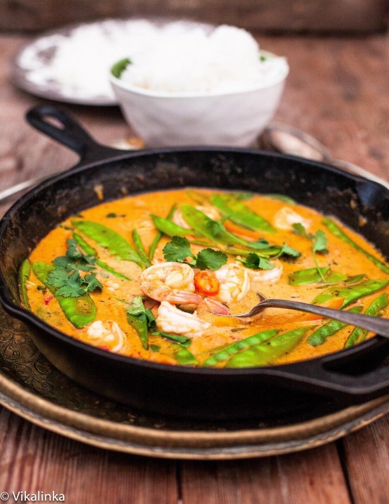 Thai Red Curry with Prawns and Snow Peas