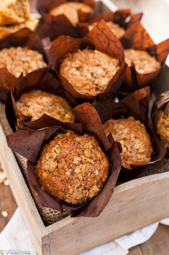 Healthy Oatmeal and Carrot Muffins