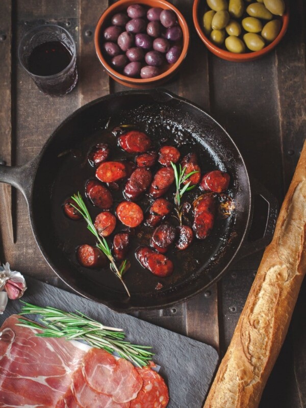 Frying pan with chorizo