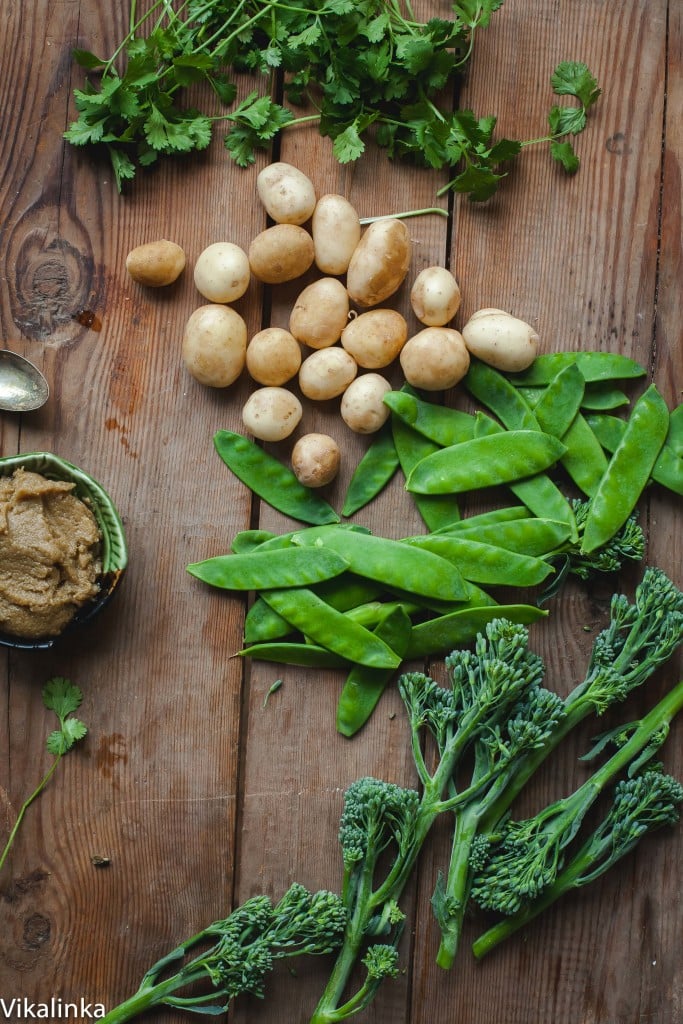 Green Vegetable, Young Potato and Chick Pea Thai Curry