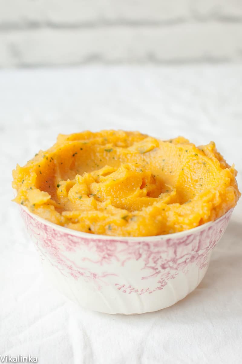 Light, fluffy and sweet this root vegetable mash is a brilliantly nutritious side dish!