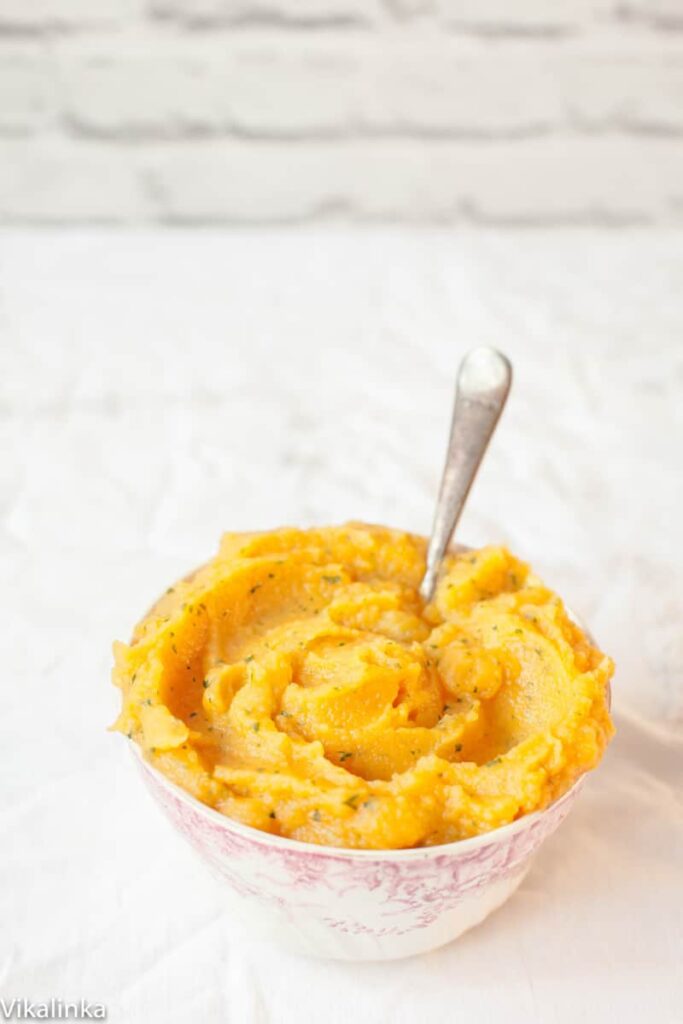 Light, fluffy and sweet this root vegetable mash is a brilliantly nutritious side dish! 
