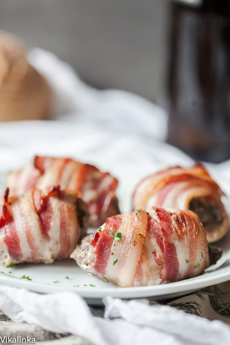 chicken thighs stuffed with cheese