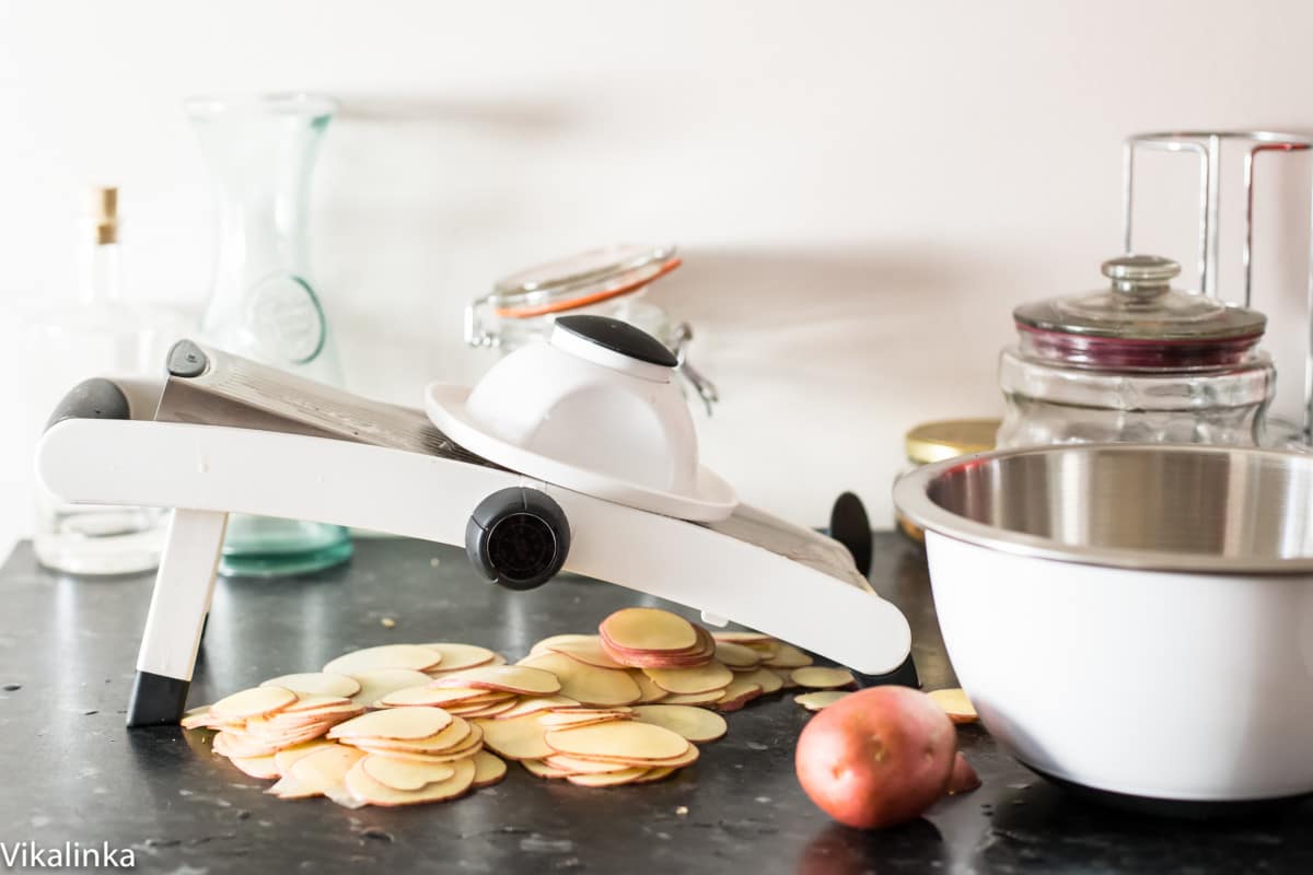 Mandolin slicing potatoes