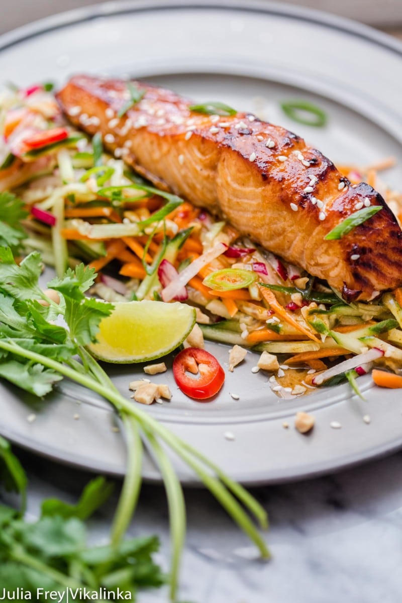 Asian Salmon with Carrot and Cucumber Slaw - Vikalinka