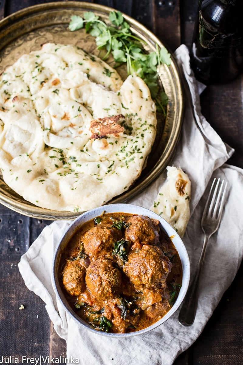 Indian Spiced Meatballs in Curry Sauce - Vikalinka