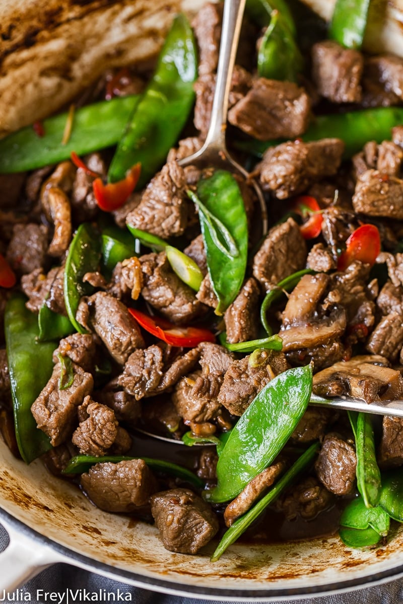 beef stir fry with snow peas and mushrooms