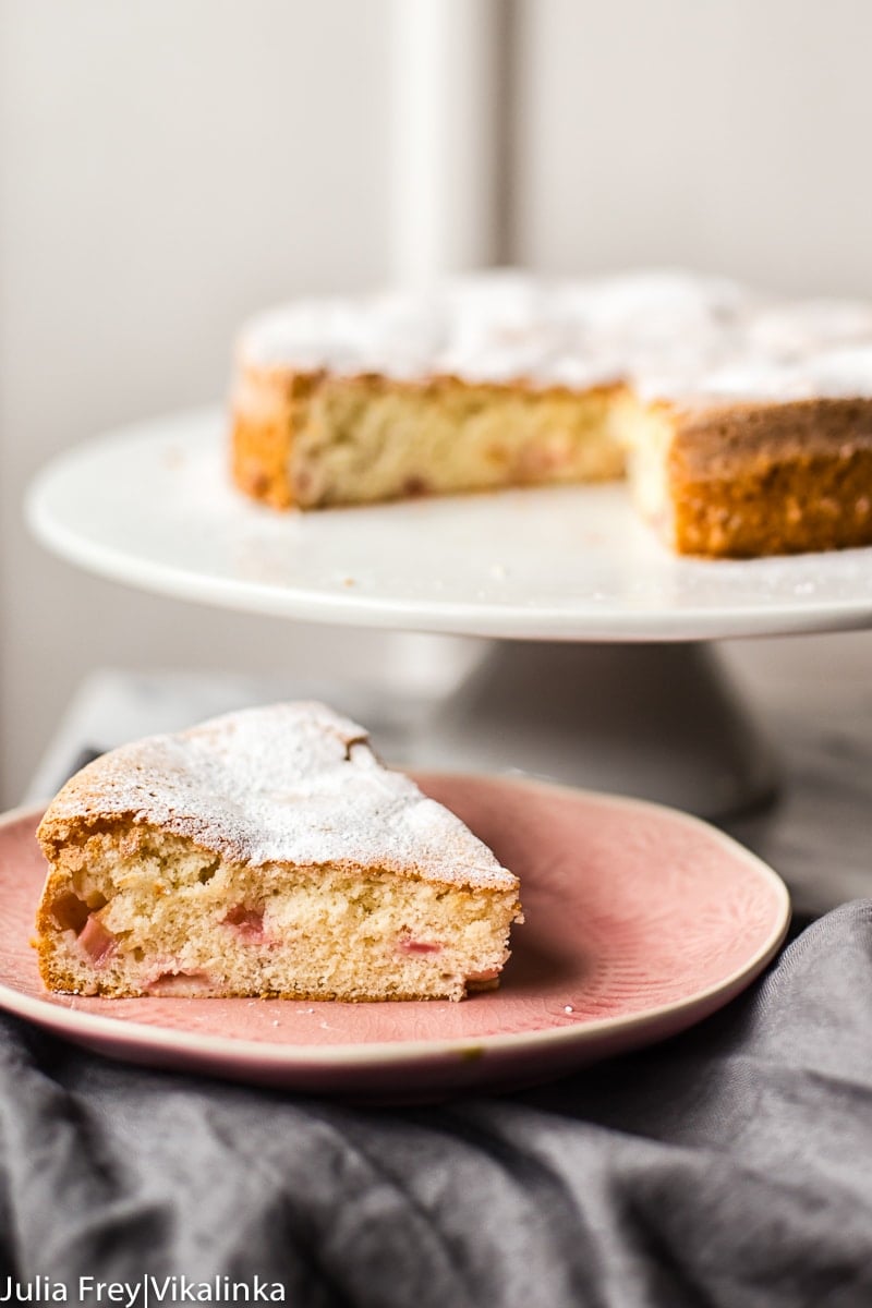 Rhubarb Cake (Sharlotka)