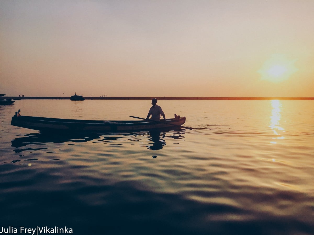 Travelling Through India - Vikalinka