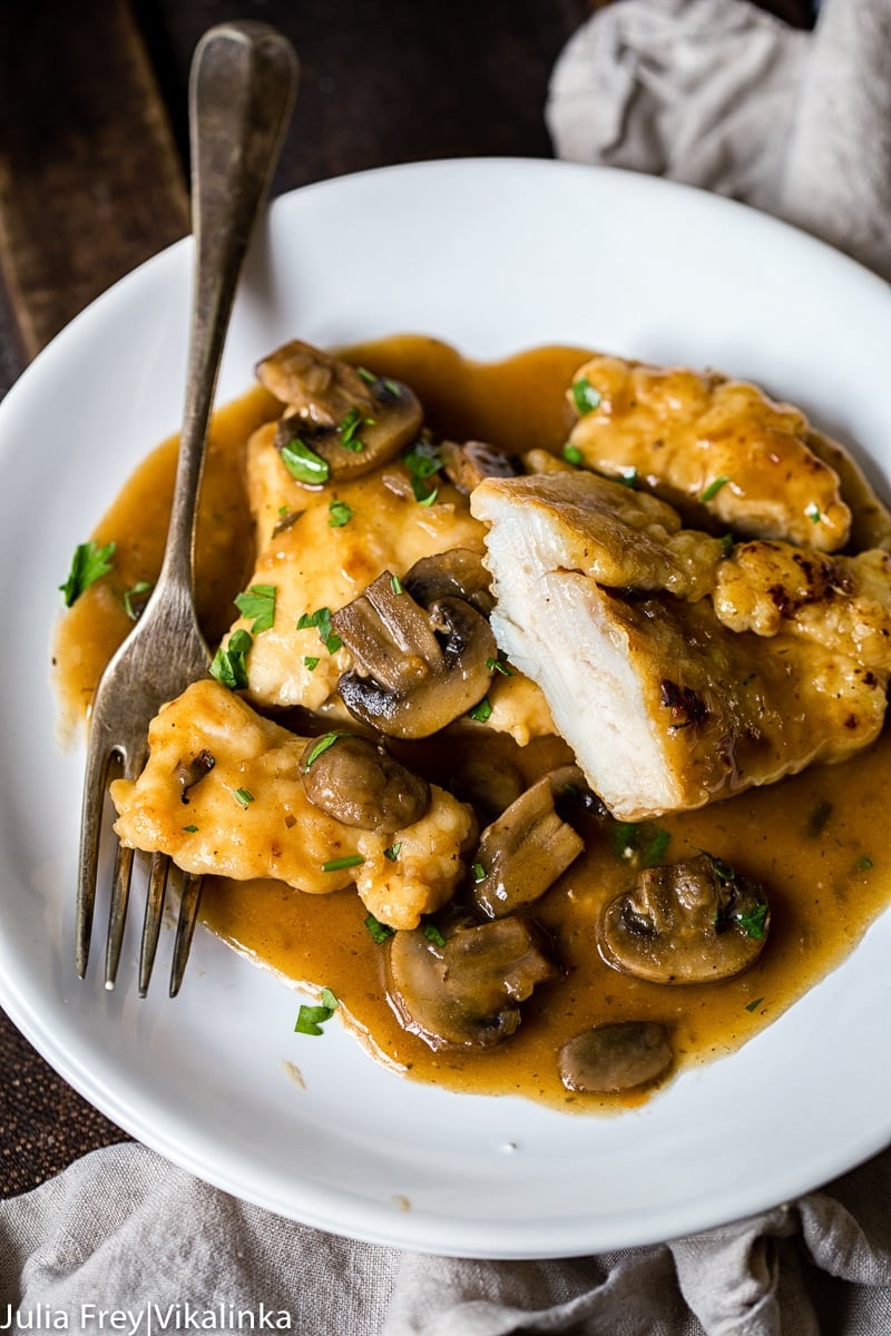 Best Chicken Marsala (Classic Recipe Made Easy) - Vikalinka