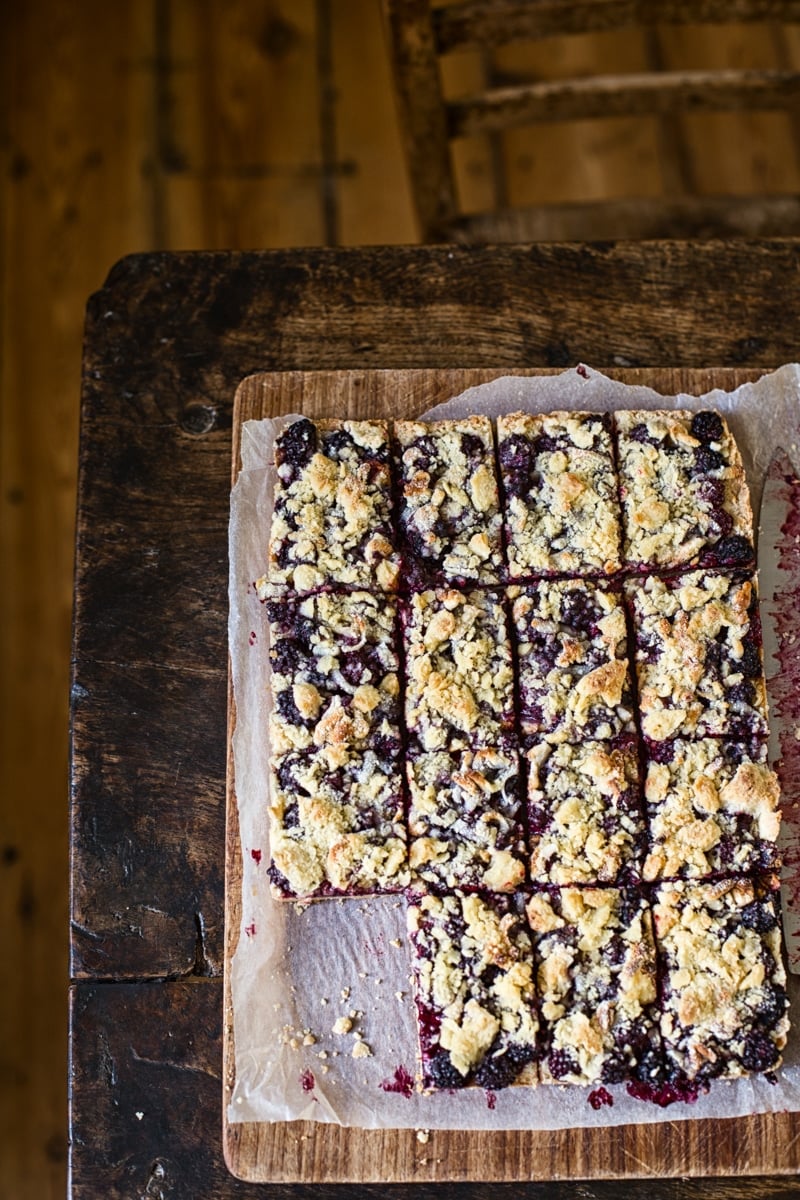 Blackberry Crumble Bars