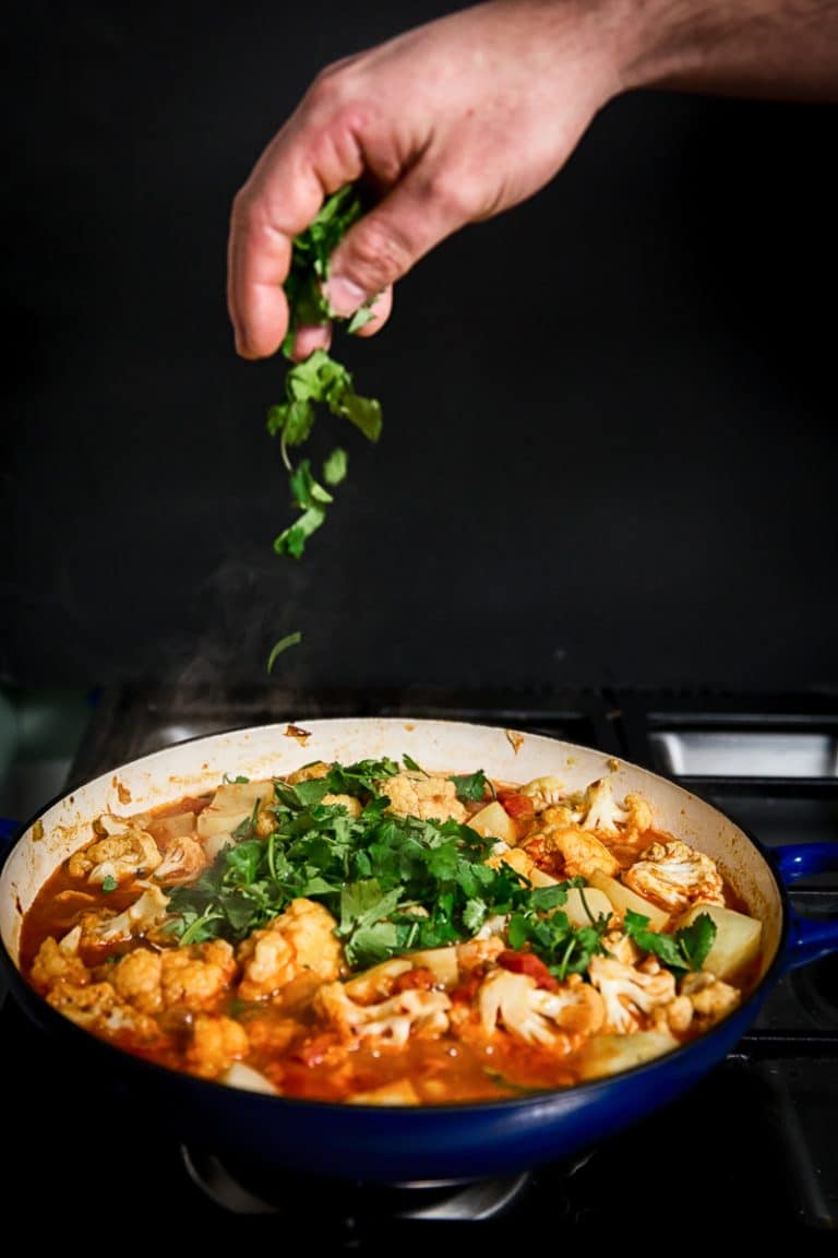 Simplified Cauliflower And Potato Curry "Aloo Gobi" - Vikalinka