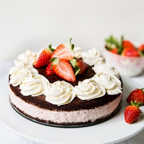 Chocolate Strawberry Mousse Cake Vikalinka