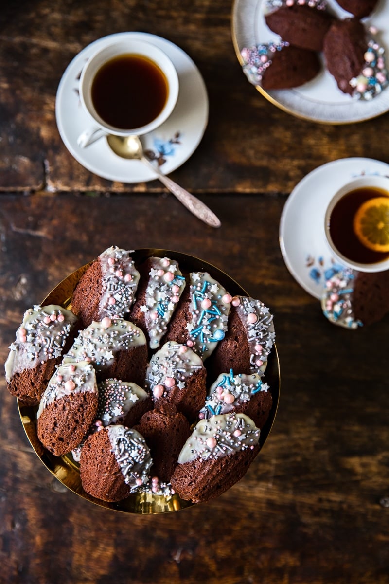 Top down of the cakes with tea