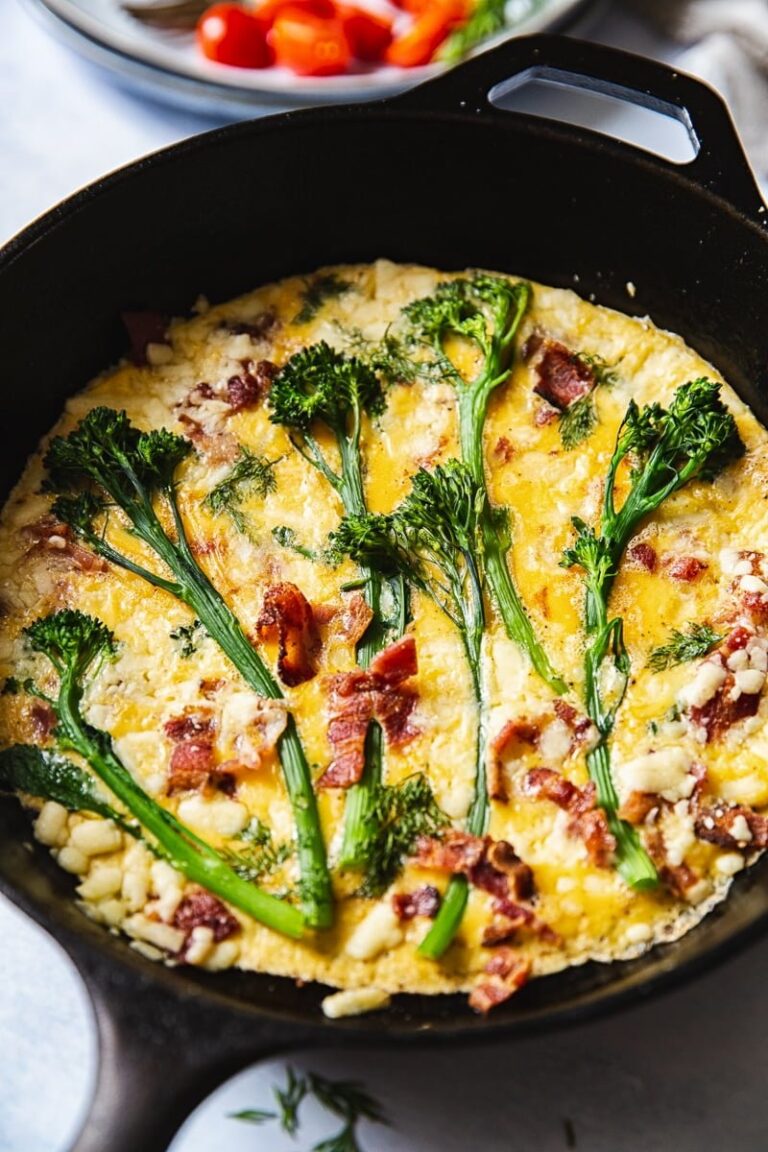 Broccoli Frittata with Aged Cheddar and Bacon - Vikalinka