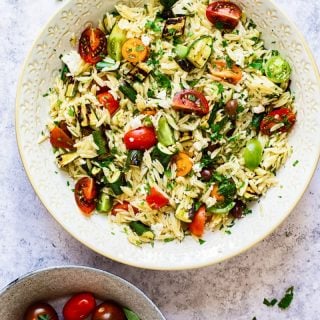 Greek Orzo Salad with Grilled Zucchini #greeksalad #pastasalad