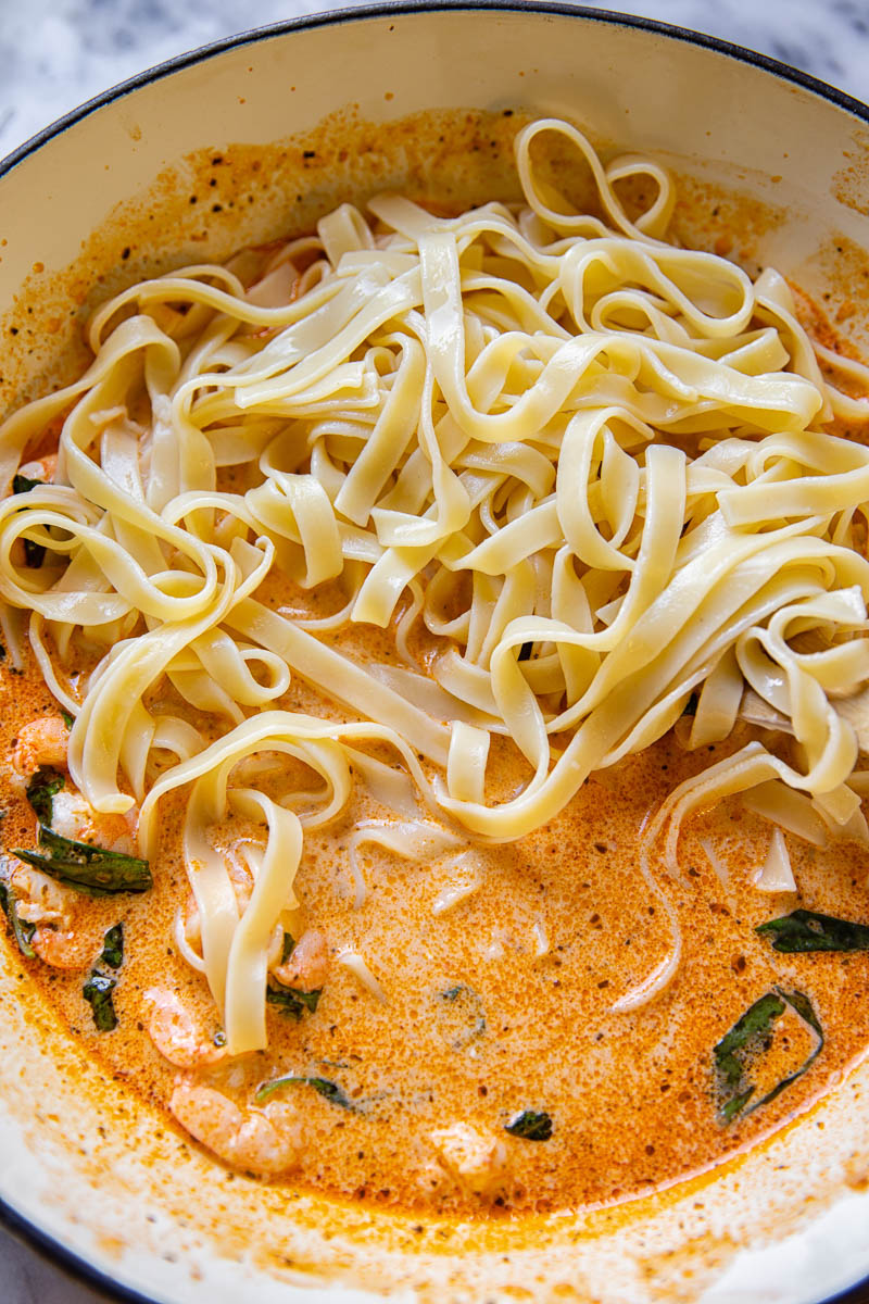 Linguine in creamy sun-dried tomato sauce with shrimp and basil