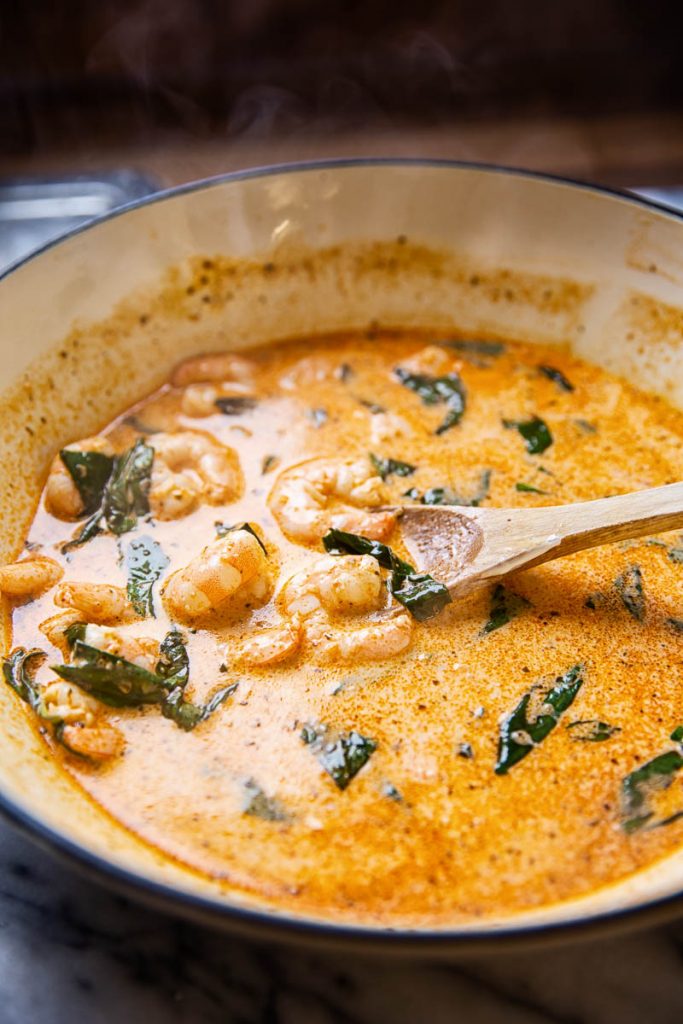 Prawn Pasta in Sun-Dried Tomato Cream Sauce - Vikalinka