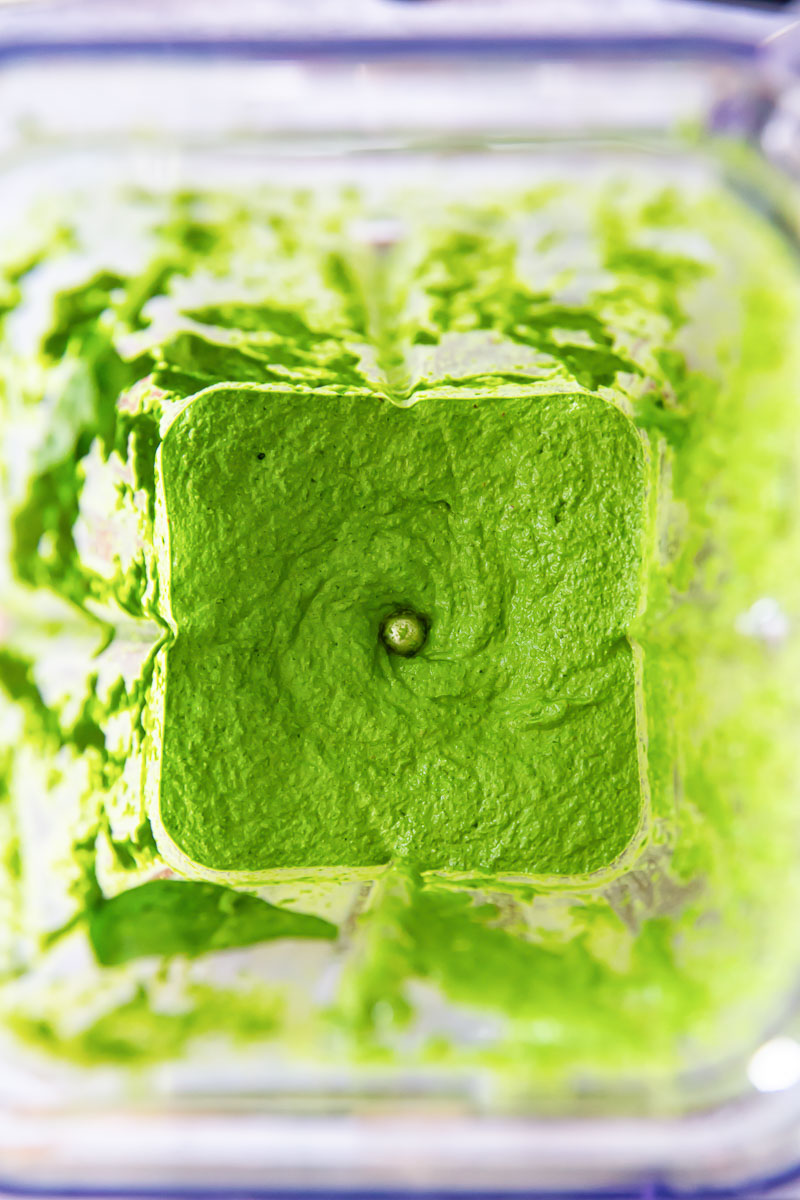 spinach pesto in blender