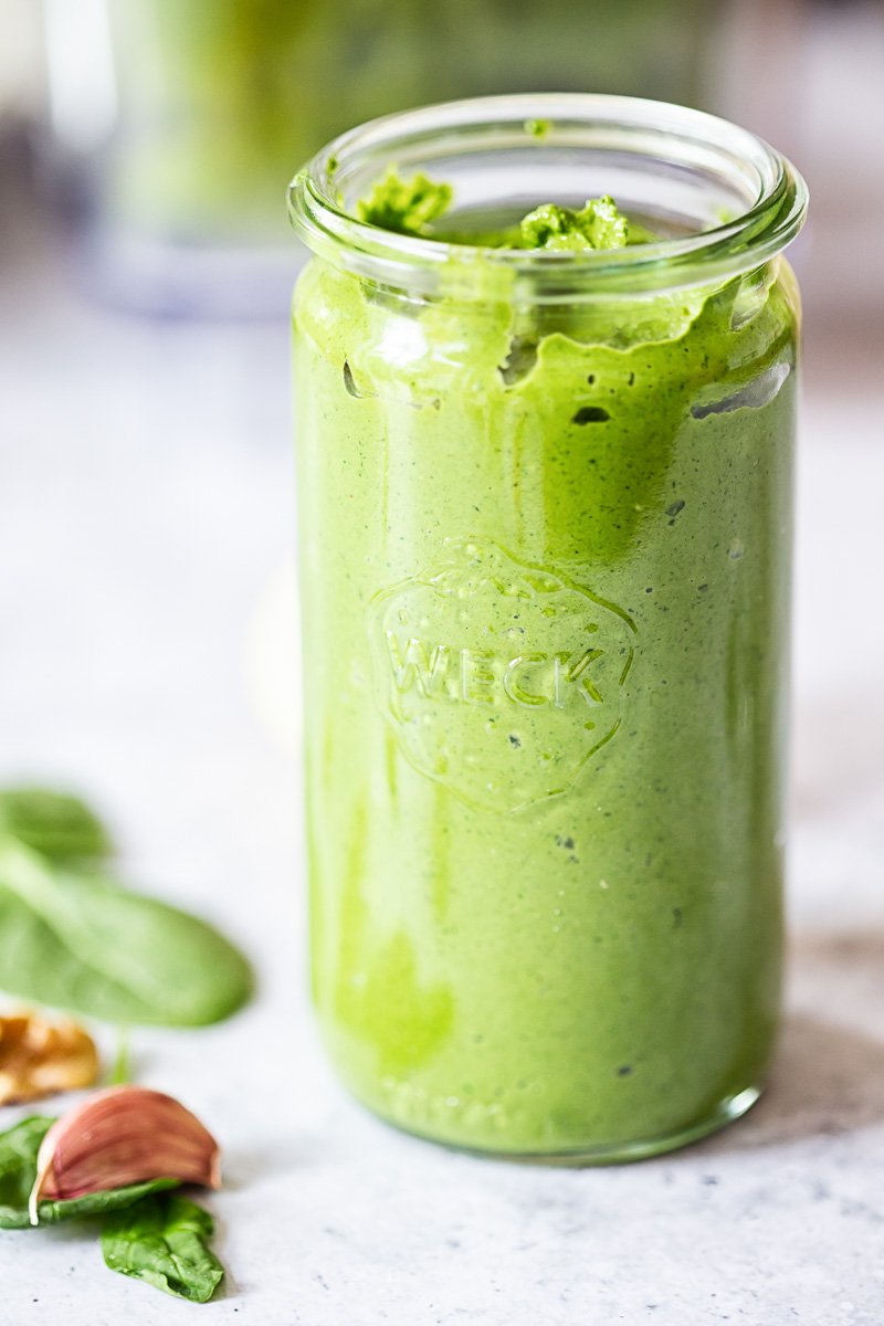 spinach pesto in mason jar