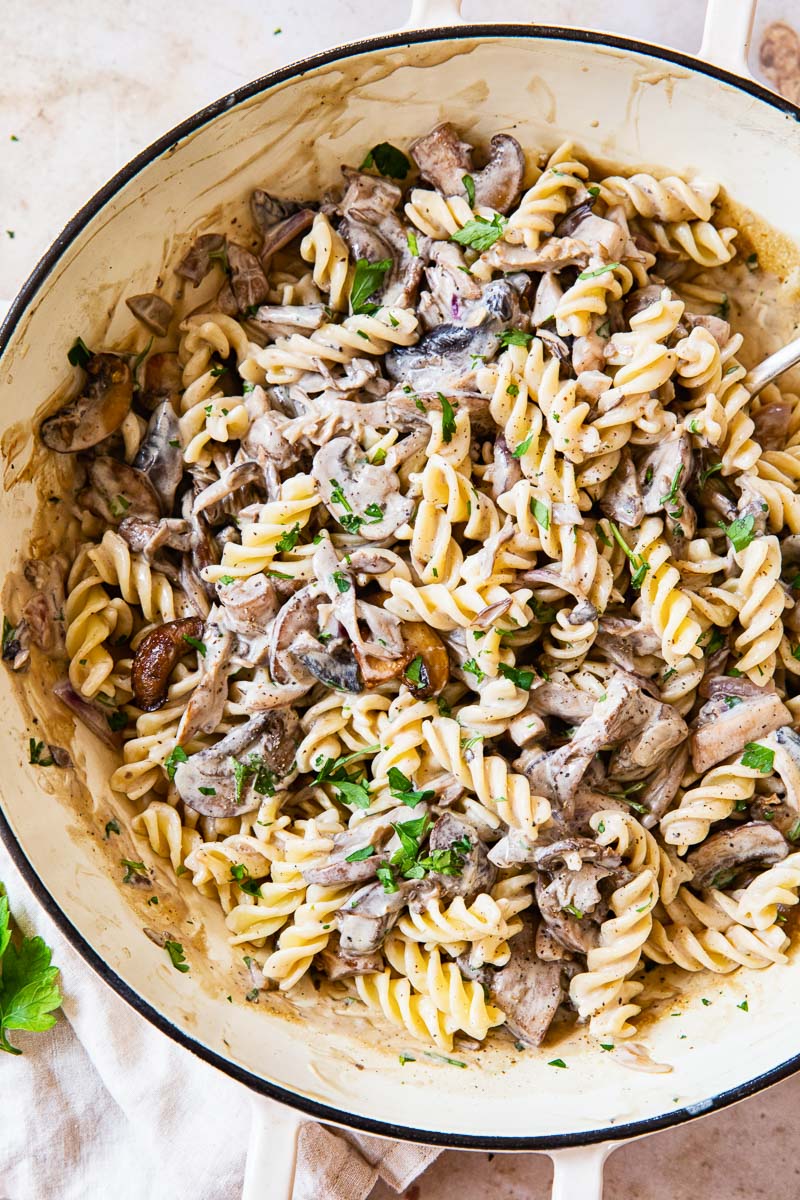 Mushroom Stroganoff in white pan