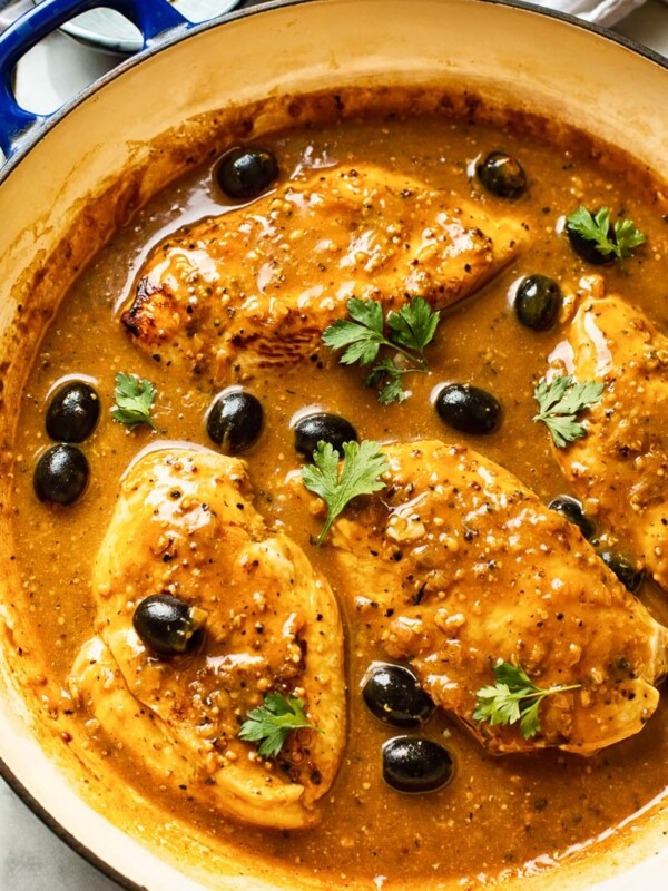 chicken breasts in lemon pepper sauce with black olives