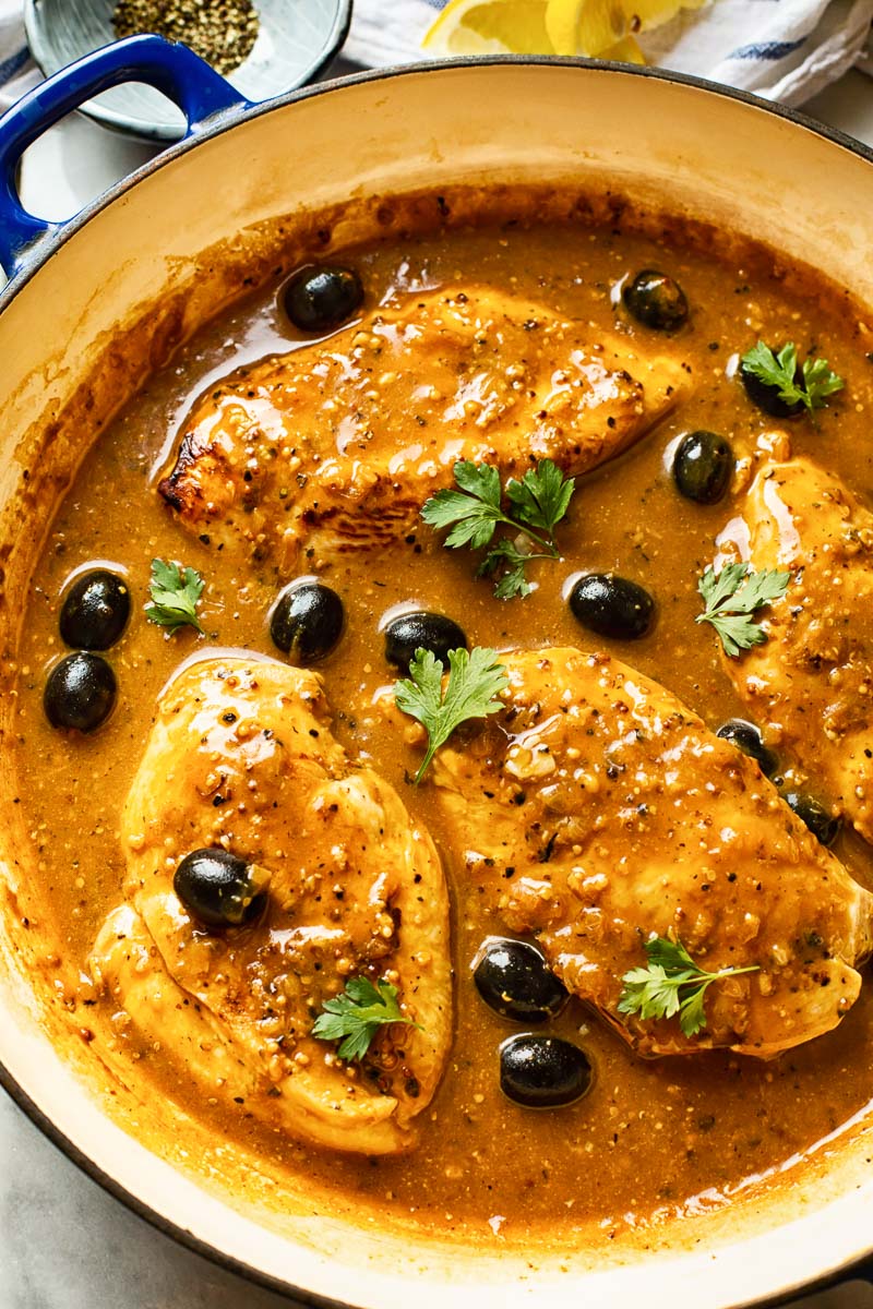 chicken breasts in lemon pepper sauce with black olives