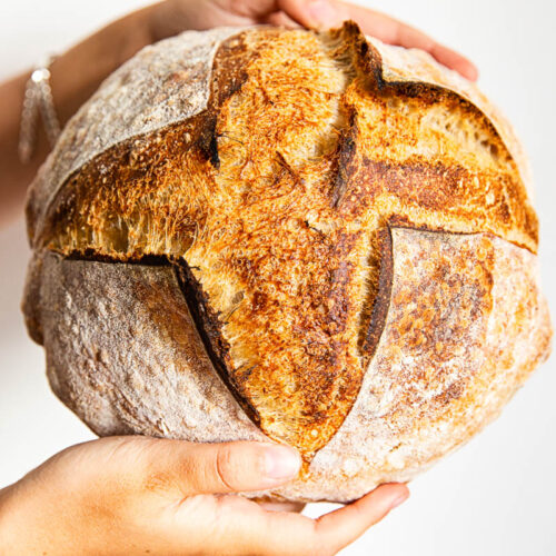 https://vikalinka.com/wp-content/uploads/2020/09/Sourdough-Bread-Recipe-6-Edit-500x500.jpg