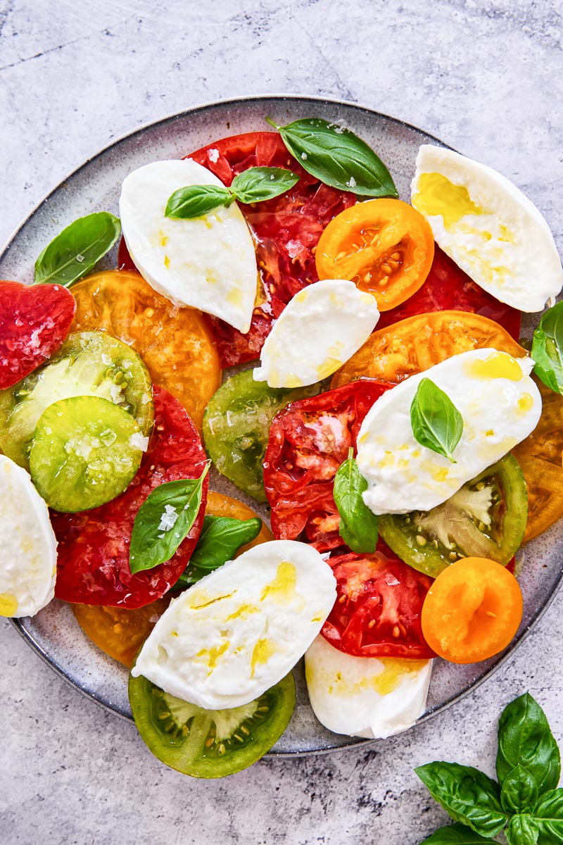 Insalata Caprese on grey play