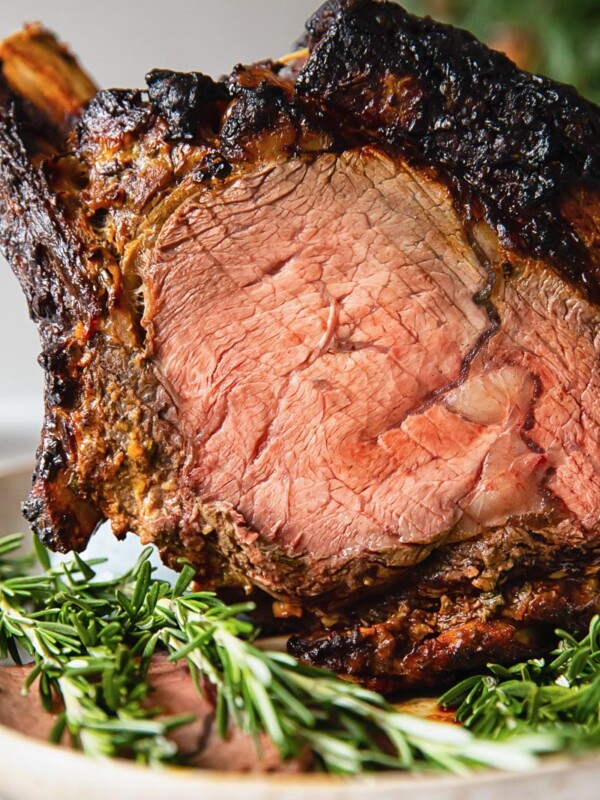 prime rib roast with pink flesh showing