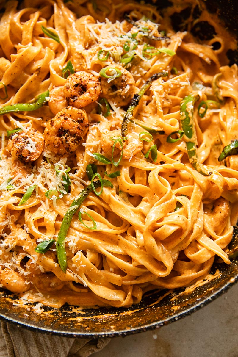 Cajun pasta with shrimp and green onions