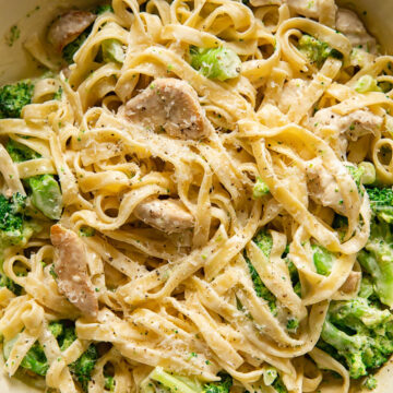 top down view of chicken broccoli alfredo pasta