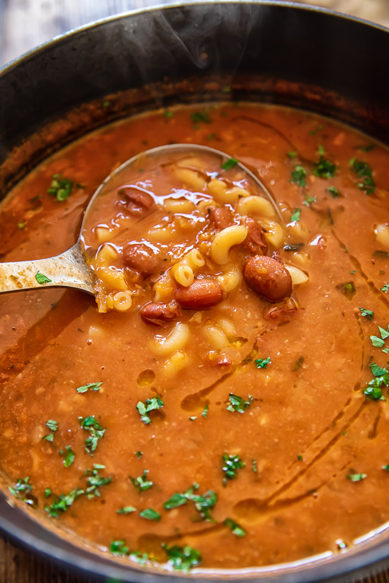 Pasta e Fagioli Soup - Vikalinka