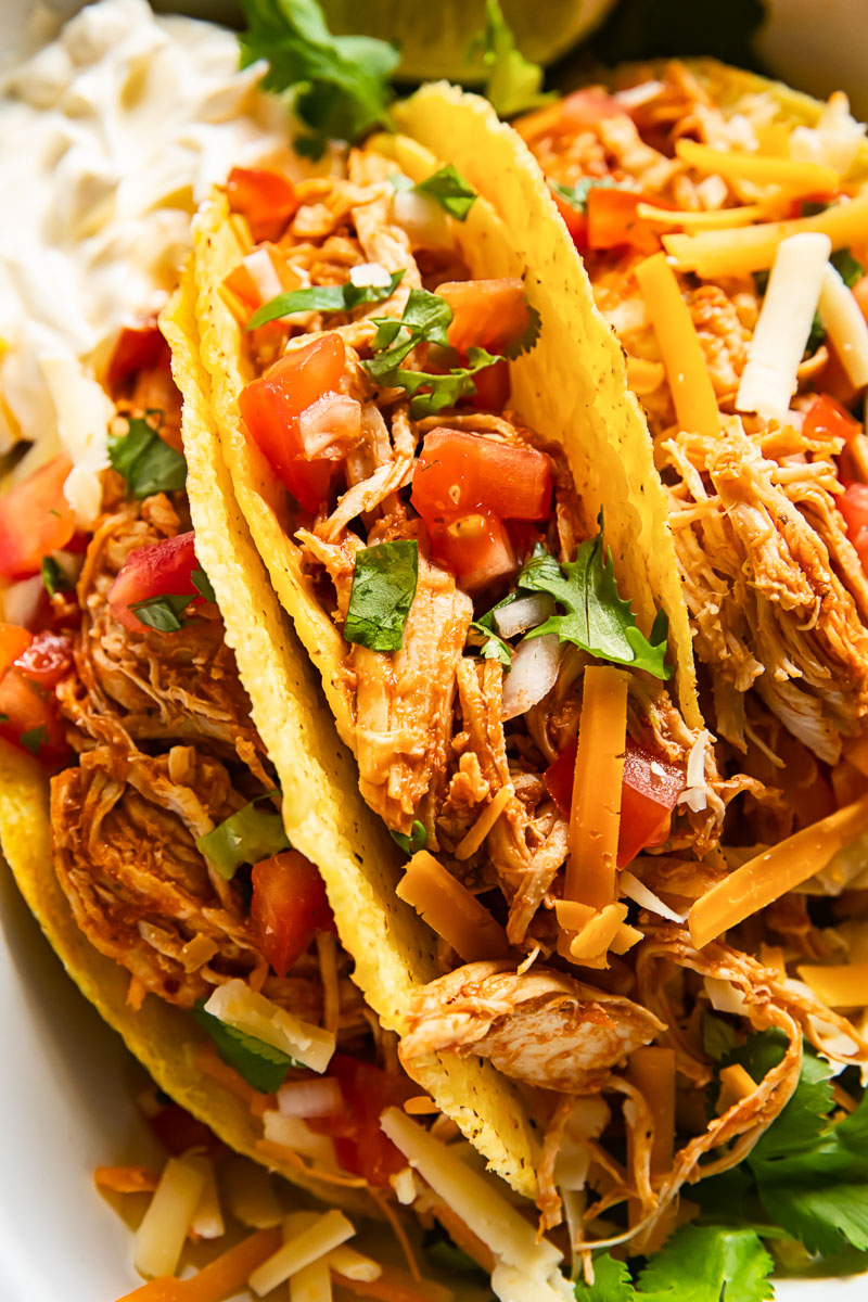 Instant Pot Shredded Chicken Tacos Vikalinka