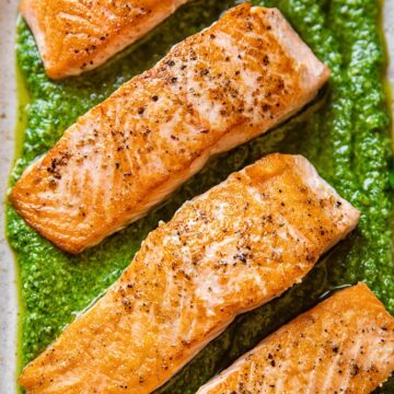 salmon fillets with basil pesto
