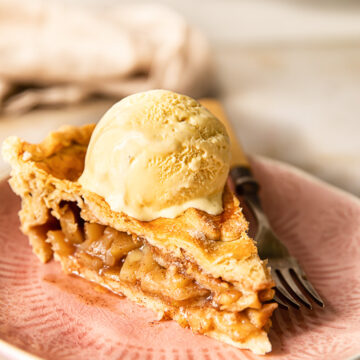 Slice of apple pie with ice cream