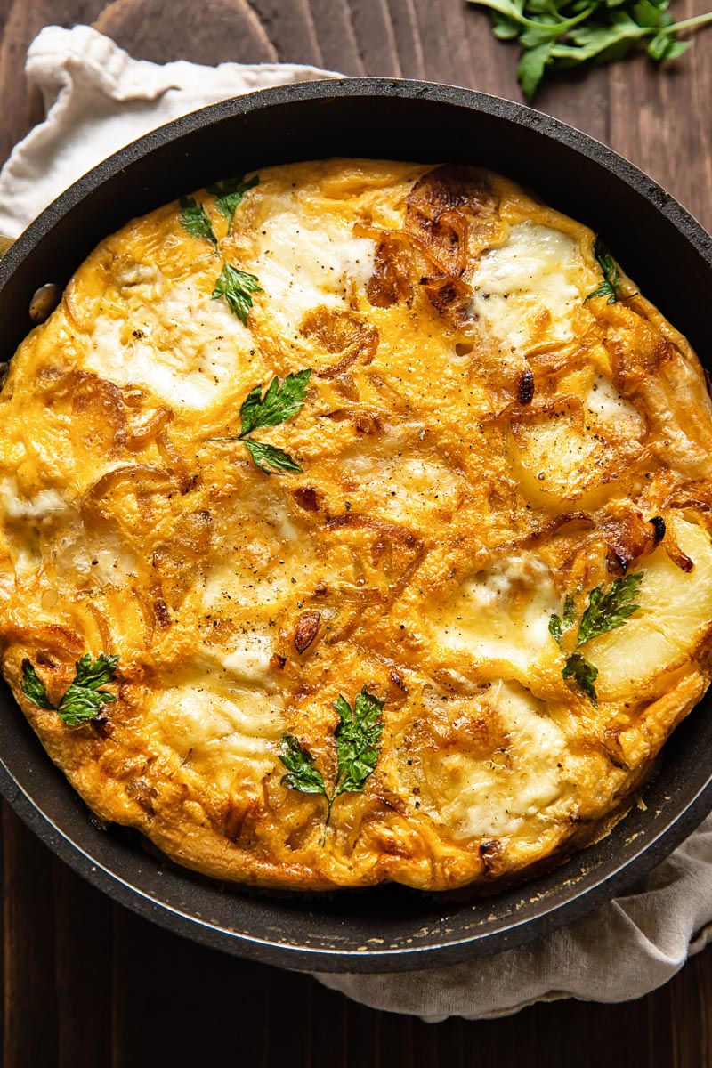 top down view of frittata in a frying pan