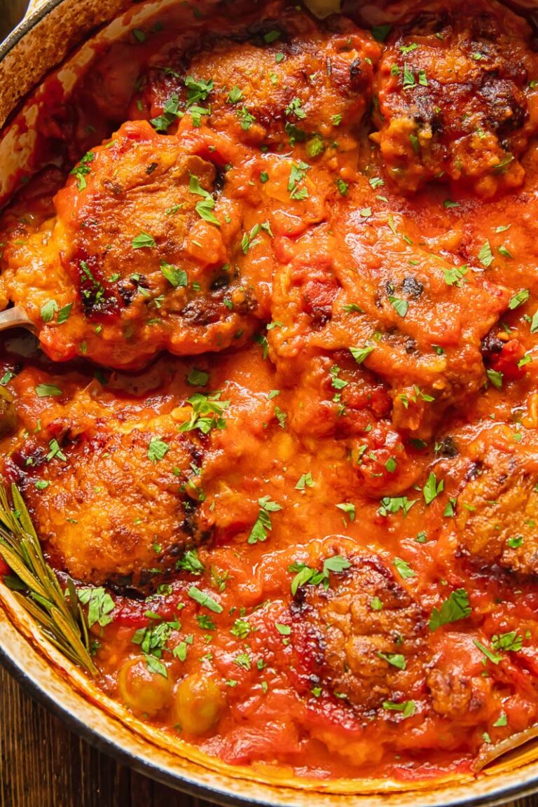 Easy Chicken Cacciatore (Chicken in savoury tomato sauce)