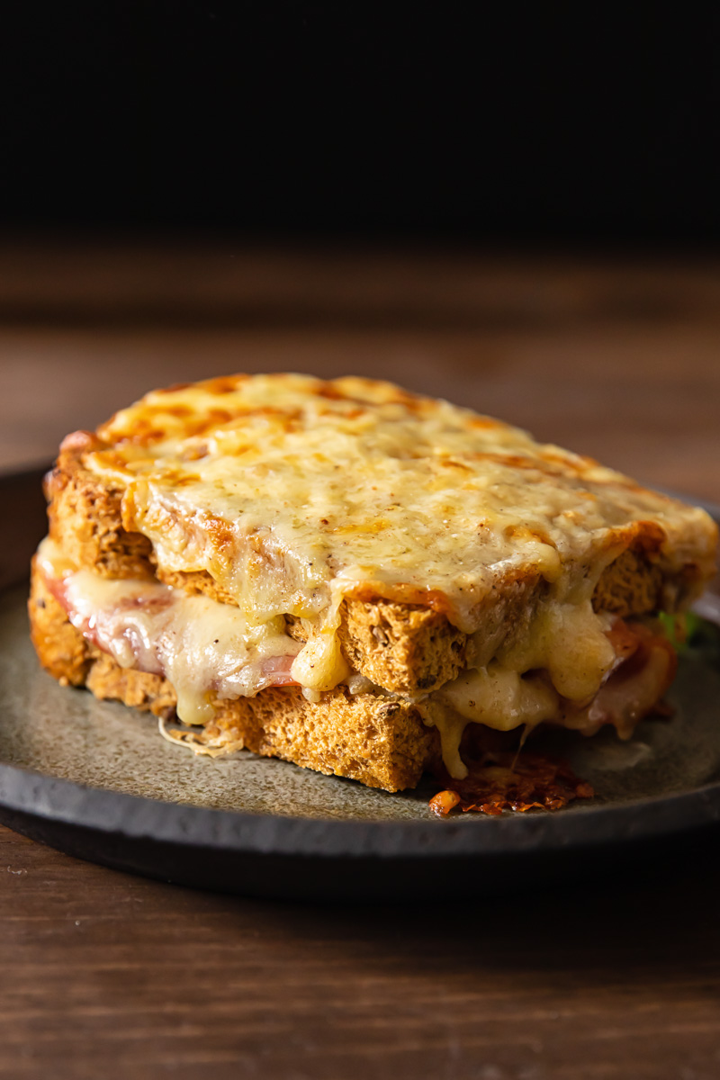 Croque Monsieur Sandwich & Croque Madame - Grilled Cheese 