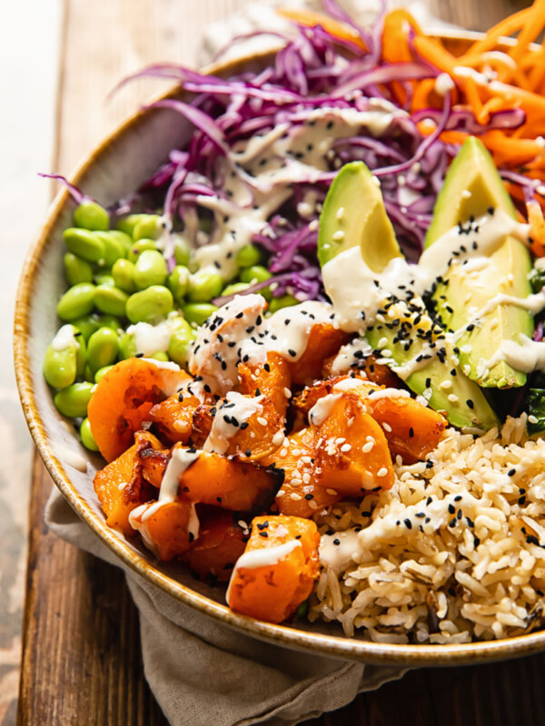 Side view of the buddha bowl
