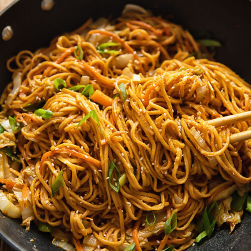 Spicy Peanut Noodles with Cabbage and Carrots - Vikalinka