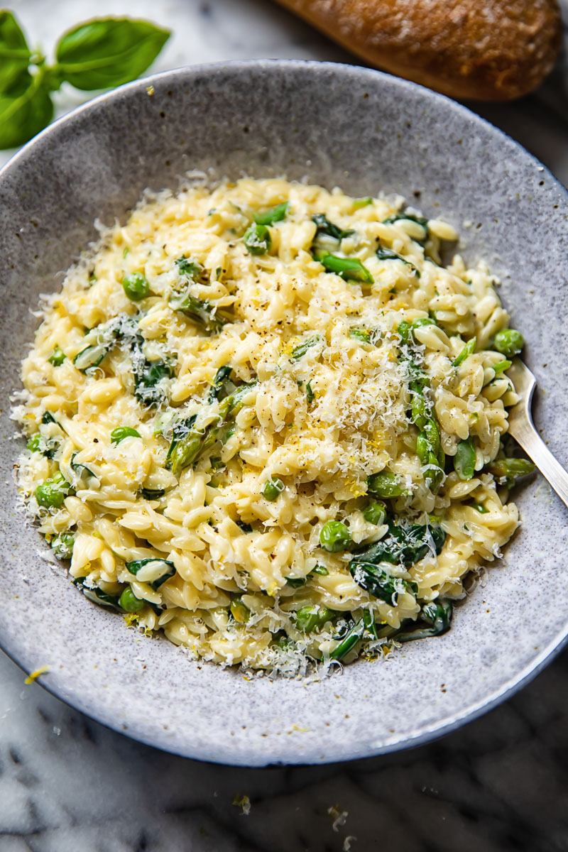 Creamy Orzo Pasta Primavera - Vikalinka
